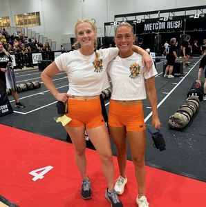 Tink and Capt’n Hook